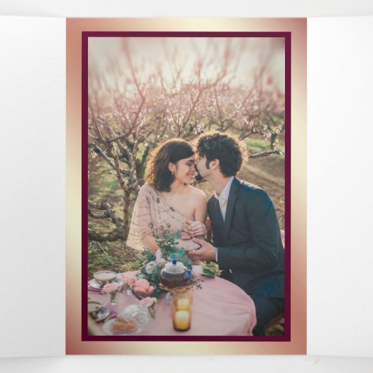 Faux Roos Gouden Glitter Sparkle Roze Bloemen Huwe Drieluik Uitnodiging (Binnenkant midden)