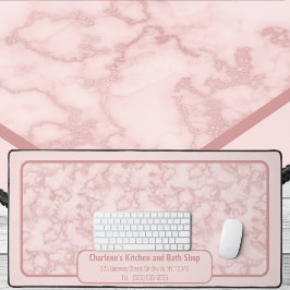 Faux roze marmer voor haar bureaumat