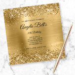 Faux Shiny Gold Glitter Brushed Folie Monogram Kaart<br><div class="desc">Een glamoureus monogramme 30e verjaardag uitnodiging voor haar. Faux glanzend glitter met sparkles tegen een coördinerend faux geborsteld metaal grafisch afbeelding. Het fancy zwart-witte kalligrafische monogram in het centrum kan worden aangepast. Alle dunne en glanzende elementen in dit moderne, girale ontwerp zijn digitale beelden. Faux golden glitter en folie stijl....</div>