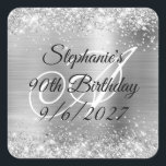Faux Silver Glitter en Folie 90th Birthday Vierkante Sticker<br><div class="desc">Creëer je eigen afgeronde vierkante envelopzegel of gunt stickers voor haar speciale mijlpaal op de 90ste verjaardag. Faux sparkly Silver Glitter tegen een coördinerend faux glanzend folie grafisch afbeelding. Al de glans en de metalen zilvergrijze glans in dit moderne,  girale ontwerp zijn digitale beelden.</div>