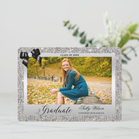 Faux Silver Sequins Black Bow Afstuderen Foto Kaart (Staand voorkant)