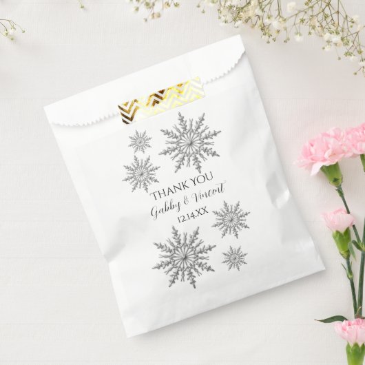 Faux Silver Snowflakes Winter Weddenschap Bedankzakje (Gezegeld)