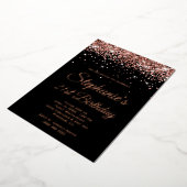 Faux Sparkly Roos Gold Glitter Black 21st Birthday Folie Uitnodiging (Gedraaid)