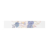 Faux Vellum Blue Floral Elegant Script Weddenschap Uitnodigingen Wikkel (Vlak)