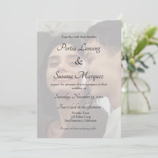 Faux Vellum Effect Rainbow LGBTQ Wedding Invite Kaart (Staand voorkant)