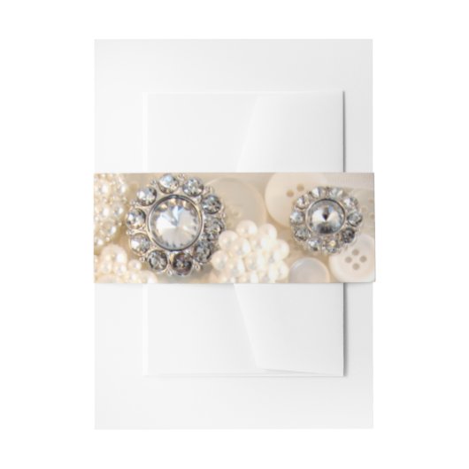 Faux White Pearl and Diamond Buttonnen Wedding Uitnodigingen Wikkel (Voorkant Voorbeeld)