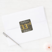 Faux Wood, Faux Gold 33rd Birthday + Eigen naam Vierkante Sticker (Envelop)