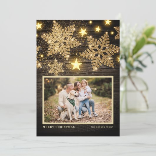 Faux Wood Gouden Glitter Sneeuwvlokken Foto Kerstm Feestdagenkaart (Staand voorkant)