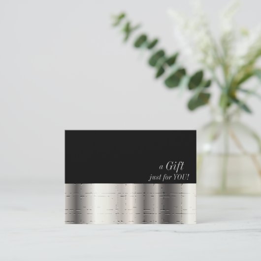 Faux Zilver Metallic Cadeaubon Kortingskaartje (Staand voorkant)