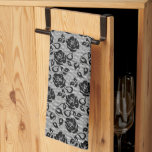Faux zwart kant Rozen visnet keukenhanddoek<br><div class="desc">Faux Black Lace Rozen Fishnet - Romantic Elegant Flowers and Leaves Modern Gift - Kies / voeg uw favoriete achtergrondkleur toe. U kunt ook jouw tekst / naam toevoegen. Formaat wijzigen en verplaatsen of verwijderen / toevoegen element - afbeelding / tekst met aanpassingshulpmiddel. Ontwerp door MIGNED. Zie mijn andere projecten...</div>