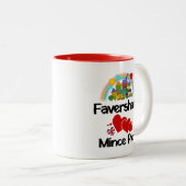 Faversham, Kent UK Loves Mince Pies Tweekleurige Koffiemok (Voorkant rechts)