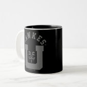 FawkesU Grey Face Two-Tone Mok (Voorkant links)