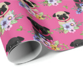 Fawn and Black Pugs in Flowers on Pink Gift Cadeaupapier (Rol Hoek)
