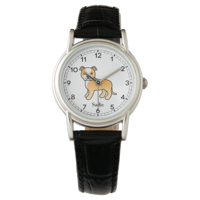 Fawn and White Staffie Cute Cartoon Dog & Name Horloge (Voorkant)
