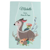 Fawn Deer Floral Birthday Personalized Medium Cadeauzakje (Achterkant)