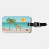 Fawn Italiaanse Greyhound bij tropische zomervakan Bagagelabel (Voorkant horizontaal)