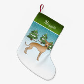 Fawn Italy Greyhound Dog in een winterbos Kleine Kerstsok (Voorkant (Hangend))