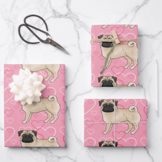 Fawn Pug Dog Cartoon Mops Roze Liefde Hart Patroon Inpakpapier Vel (Voorkant)