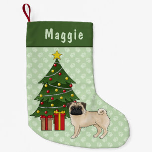 Fawn Pug Schattigee cartoon hond met een kerstboom Kleine Kerstsok