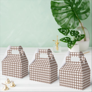 Faye en Lauren Brown Gingham Bedankdoosjes