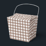 Faye en Lauren Brown Gingham Bedankdoosjes<br><div class="desc">Introductie van onze charmante cadeauverpakkingen met geruite ontwerpen,  de perfecte manier om uw bruiloft-,  verjaardags- of zakelijke evenementgasten te bedanken. Deze op maat gemaakte cadeauverpakkingen zullen uw gasten zeker een speciaal gevoel geven en een blijvende indruk achterlaten.</div>