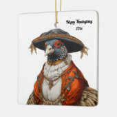 Fazant draagt pelgrimskleding keramisch ornament (Links)