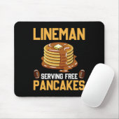 FC Lineman Serving Pancakes Daily Offensive Muismat (Met muis)