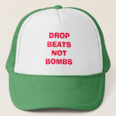 FCC "DROP BEATTS NOT BOMBS" PET PER BAGINA (Voorkant)