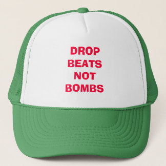 FCC "DROP BEATTS NOT BOMBS" PET PER BAGINA