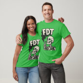 “FDT” + skelet dat sigaret rookt T-shirt (Unisex)