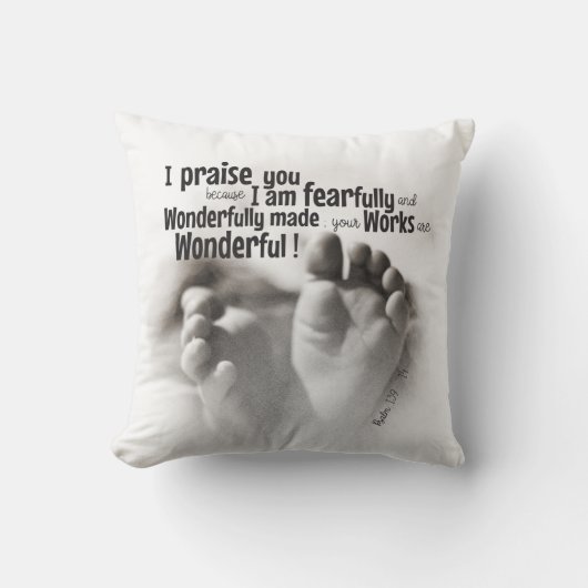Fearful and wonderbaarlijk gemaakt kussen (Voorkant)