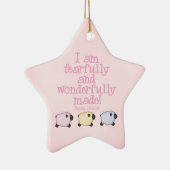 Fearful and Wonderful Made - Roze Keramisch Ornament (Rechts)