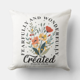 Fearful en Wonderful Made Kussen