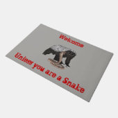 Fearless Badass Honey Badger die een aanval op Cob Deurmat (Schuin)