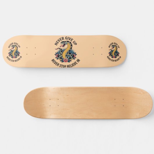 Fearless Spirit: Bold Snake en Rozen artwork Persoonlijk Skateboard (Horizontaal)