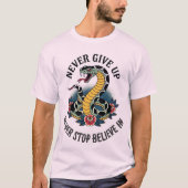 Fearless Spirit: Bold Snake en Rozen artwork T-shirt (Voorkant)
