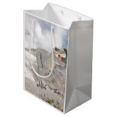 Fearsome Tyrannosaurus Medium Gift Bag Cadeauzakje (Achterkant Gekanteld)