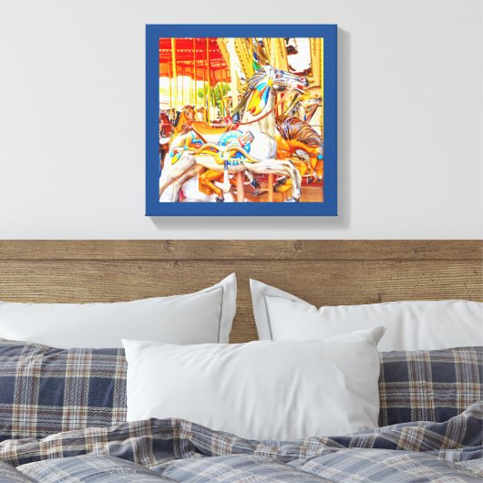 Feather Horse Carrousel draaimolen Canvas Afdruk (Insitu (Slaapkamer))
