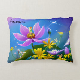 Feeën en bloemen bewerkbare naam accent kussen