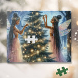 feeën versieren de kerstboom legpuzzel<br><div class="desc">Illustratie van Afro-Amerikaanse feeën of engelen die een kerstboom versieren in een winterwonderland. Prachtige etherische sprookjesachtige achtergrond.</div>