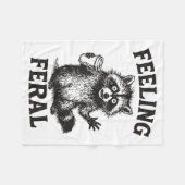 Feeling Feral Raccoon Drink Coffee Funny Trash Pan Fleece Deken (Voorkant (Horizontaal))