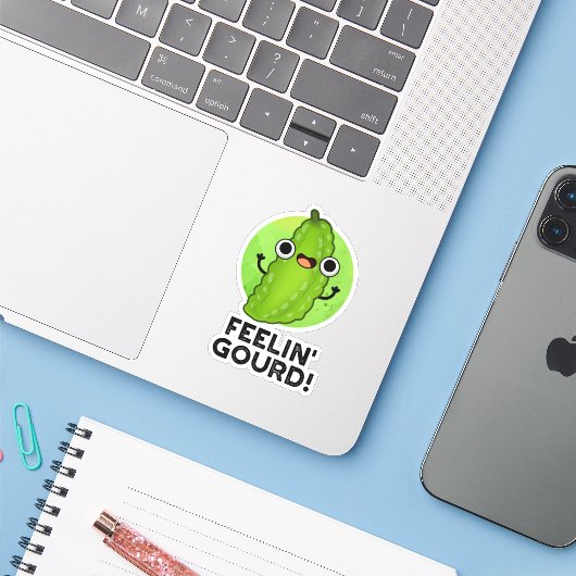 Feeling Gourd Funny Feeling Good Veggie Pun Sticker (Laptop met iPhone)