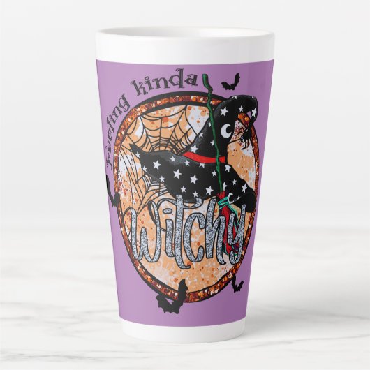 Feeling Kinda Witchy - Halloween Witch Pet Latte Mok (Voorkant)