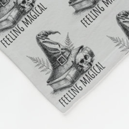 Feeling Magical Witches Spell Book and Skull Fleece Deken