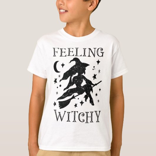 Feeling Witchy Funny Halloween Witch Vibes Kinda N T-shirt (Voorkant)