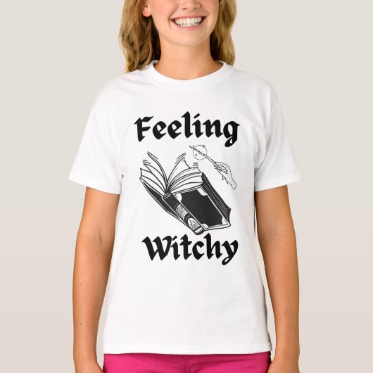 Feeling Witchy Spell boek grappige Halloween heks T-shirt (Voorkant)