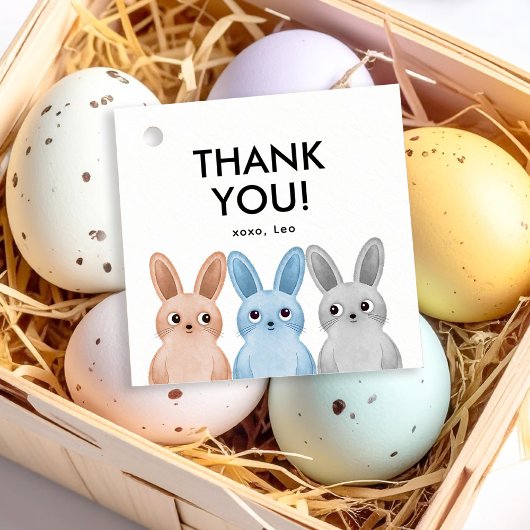 Feest bedankt label met drie kleine konijntjes