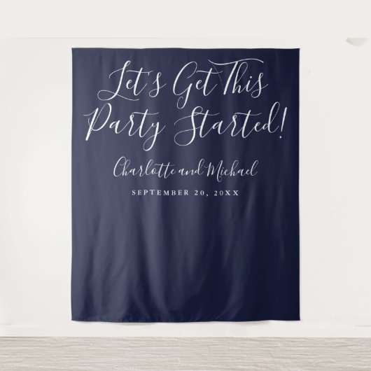 Feest Gestart Script Navy Blauwe Foto Achtergrond Wandkleed (Voorkant)