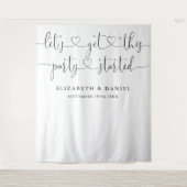 Feest is begonnen Hart Script Huwelijksfoto Achter Wandkleed (Voorkant)