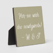 "Feest met de pasgetrouwden!” Sage & Ivory Bruilof Fotoplaat (Voorkant)